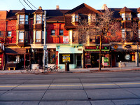 Toronto: Queen Street West